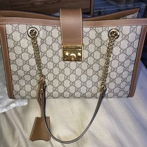 Gucci Padlock Med GG Supreme Canvas Shoulder Bag